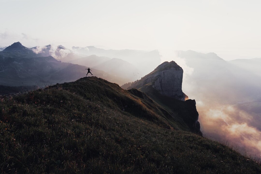 The Art of Solo Travel: Embracing Adventure and Freedom